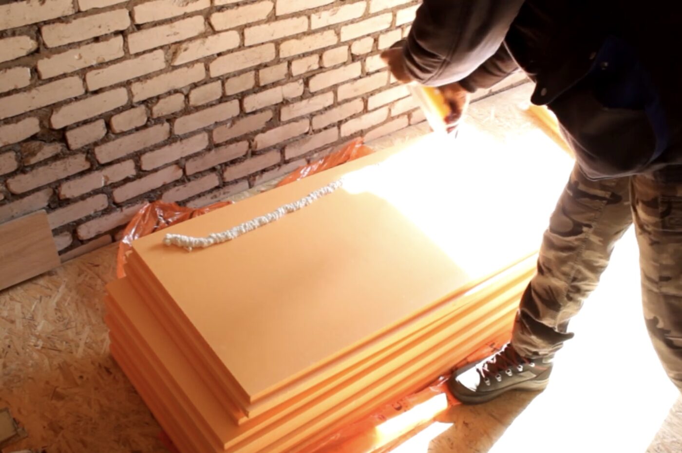 Як залишками матеріалів можна утеплити гараж