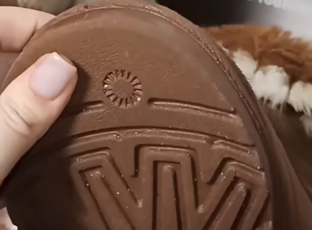 Як підготувати взуття, аби не падати в ожеледь