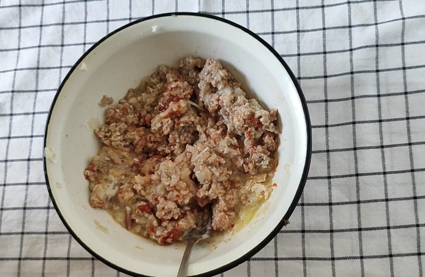 Рецепт смачної та доступної страви з фаршу