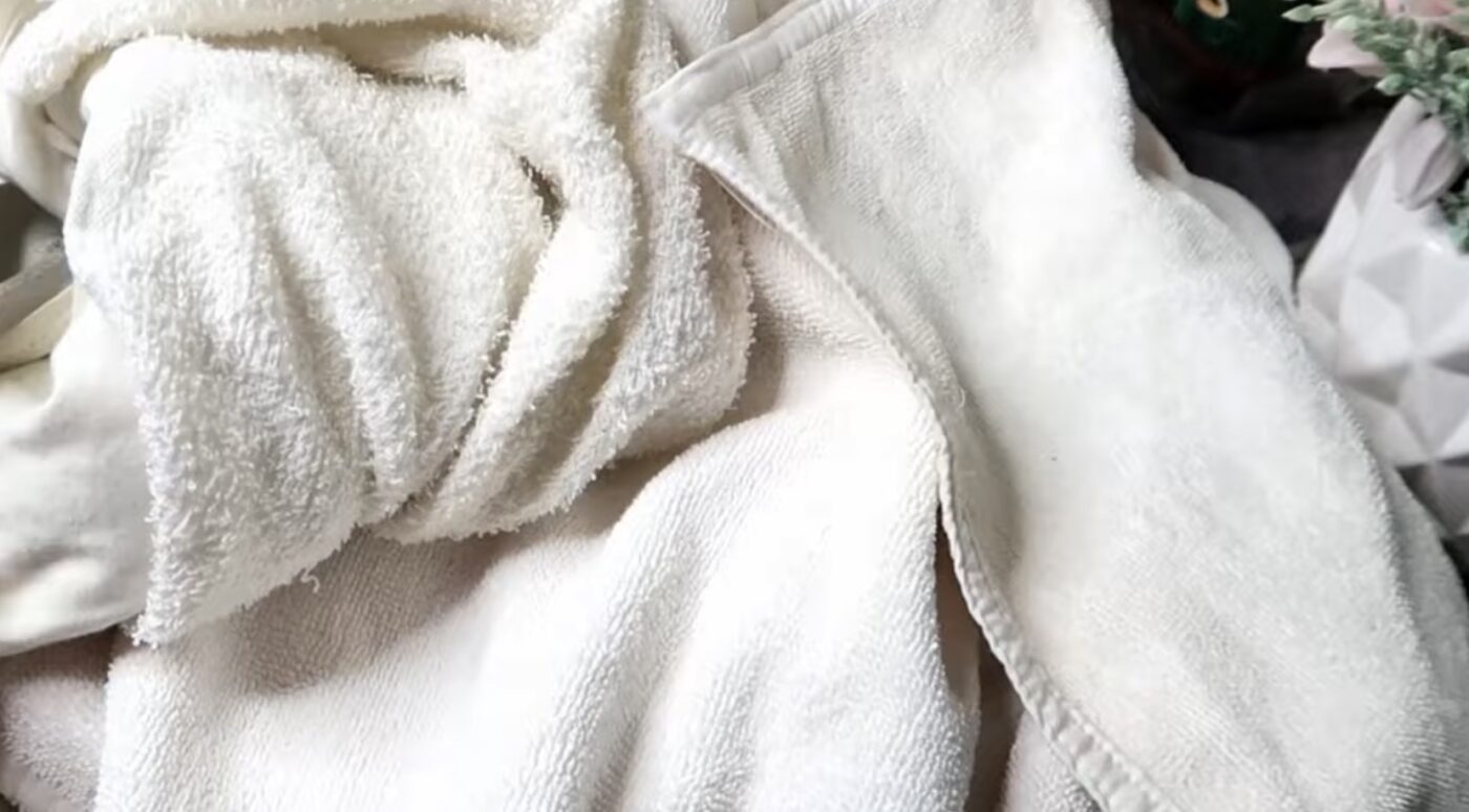 Як ефективно відбілити кухонні рушники