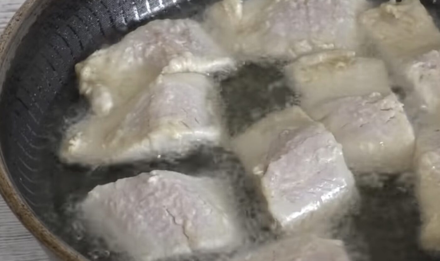 Спосіб, аби риба при смаженні не пахла на всю кухню