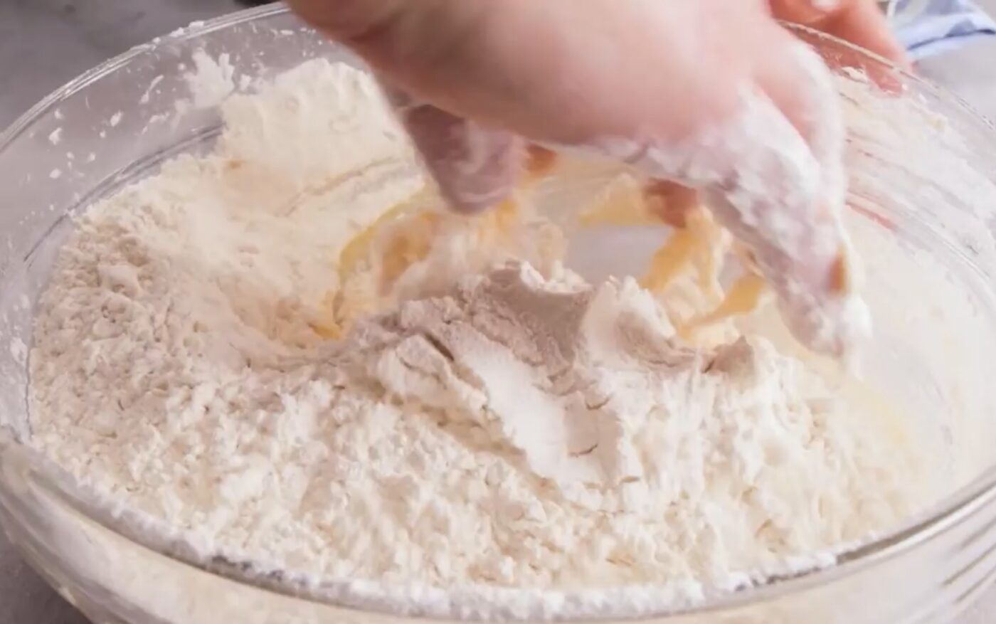 Печиво, що готується за допомогою пластикової пляшки