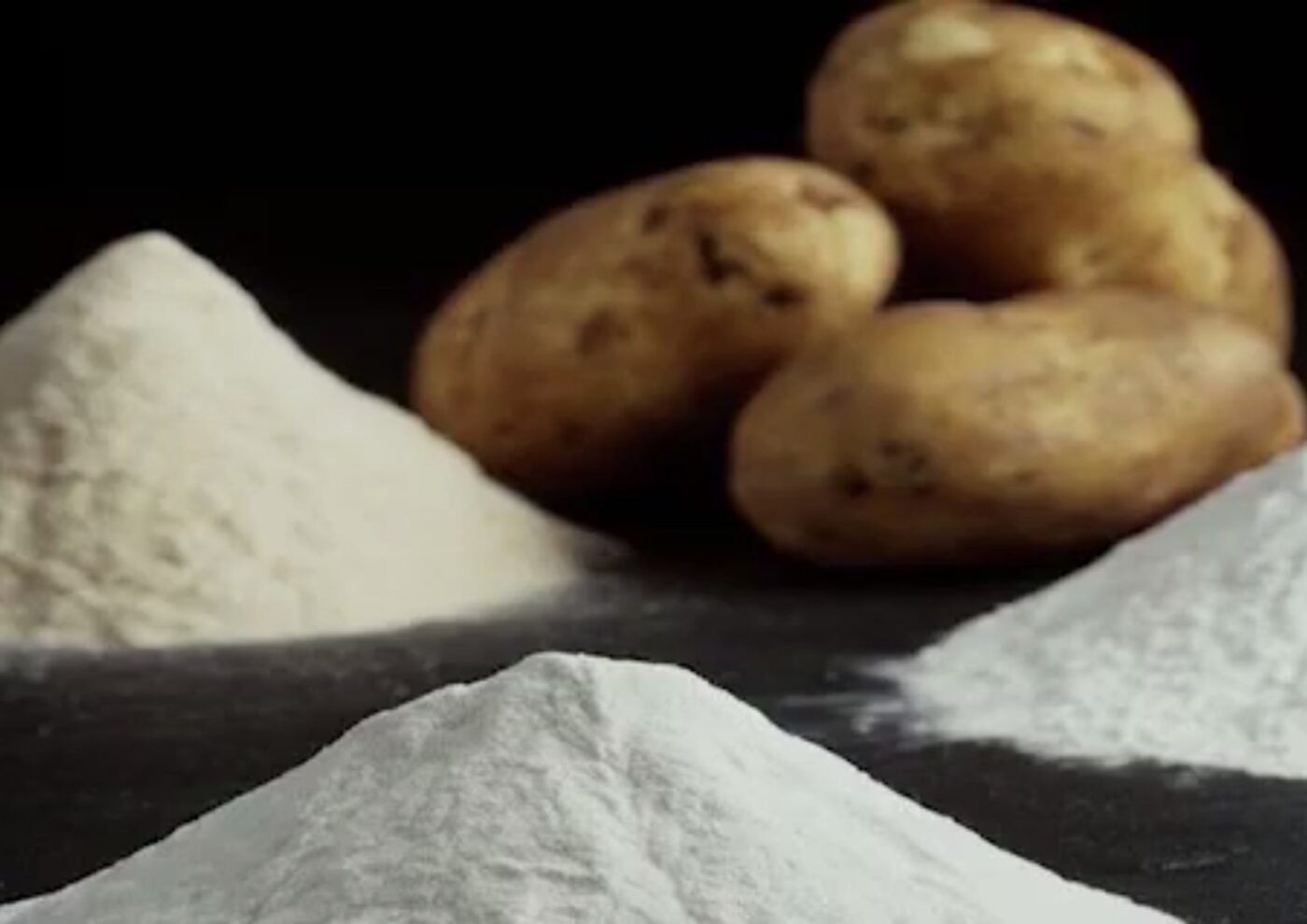 Як крохмаль може допомогти на кухні та в побуті