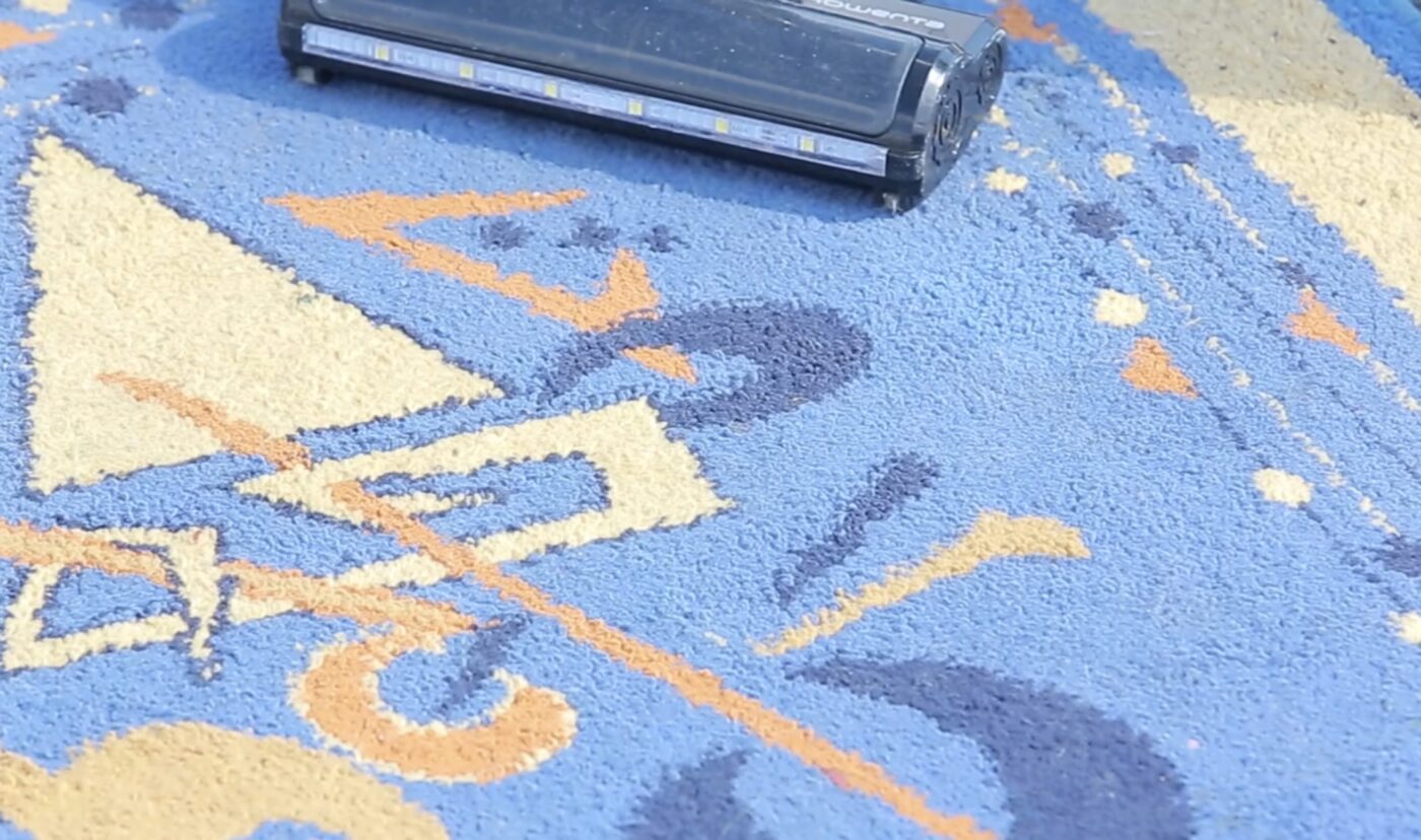 Метод, який допомагає якісно почистити килим без хімчистки