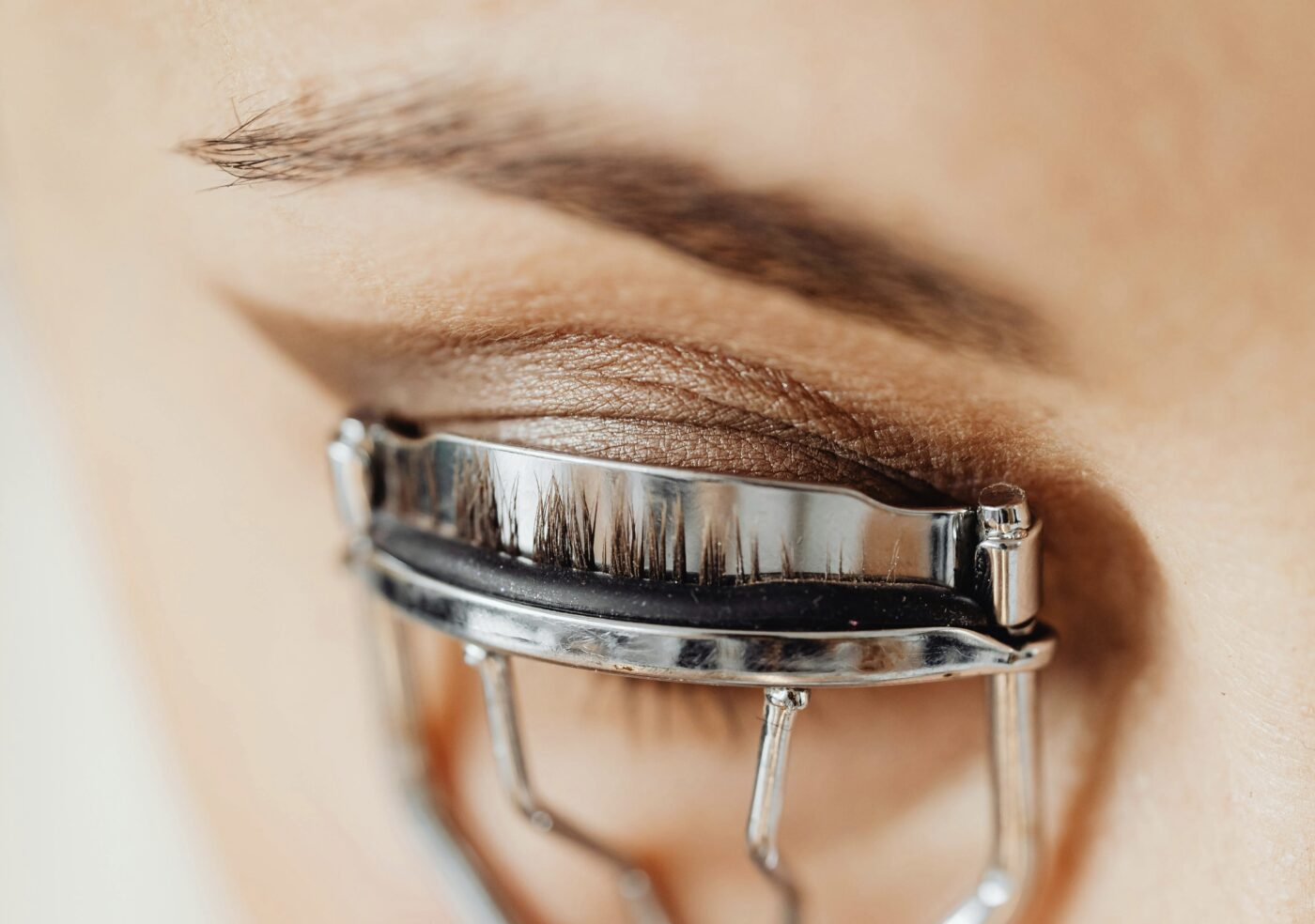 Як просто відростити густі та здорові вії Як просто відростити густі та здорові вії