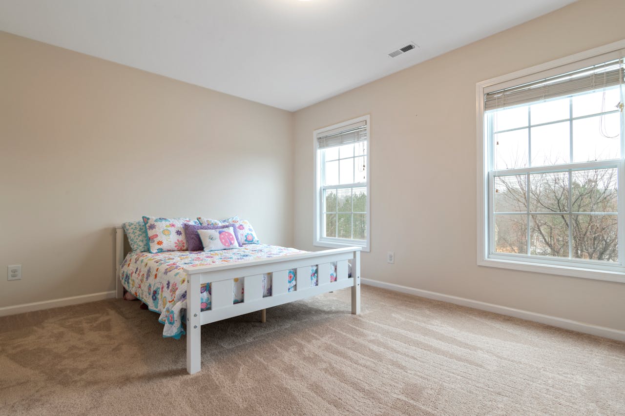 Експерти порадили простий спосіб обігріти ліжко за допомогою звичайної цегли