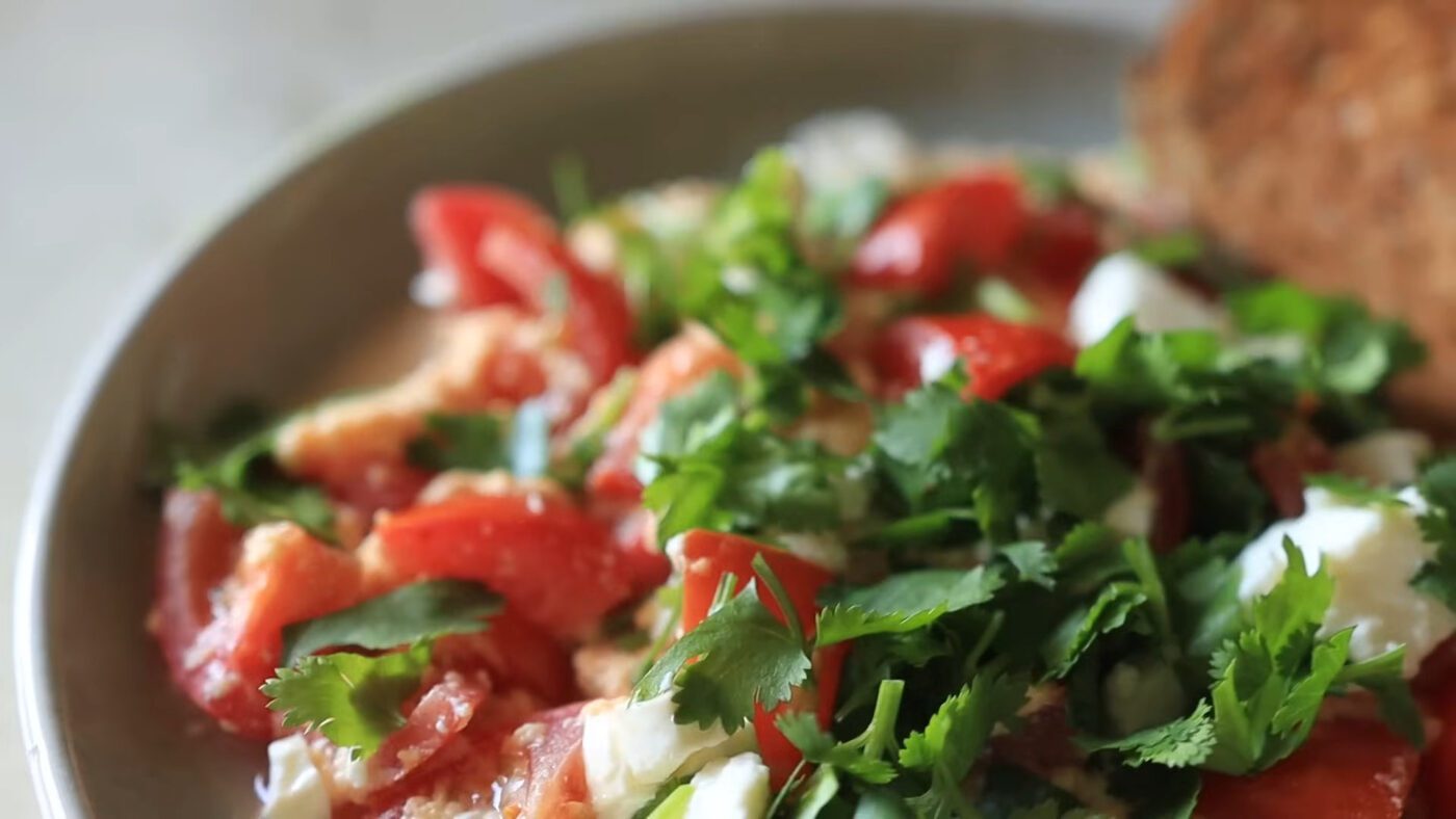 Господині порадили 7 ідей бюджетних сніданків на кожен день тижня