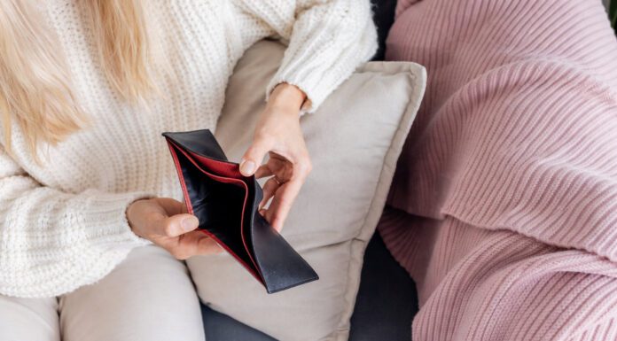 Астрологи розповіли, який ритуал на початку січня притягує гроші у 2026 році