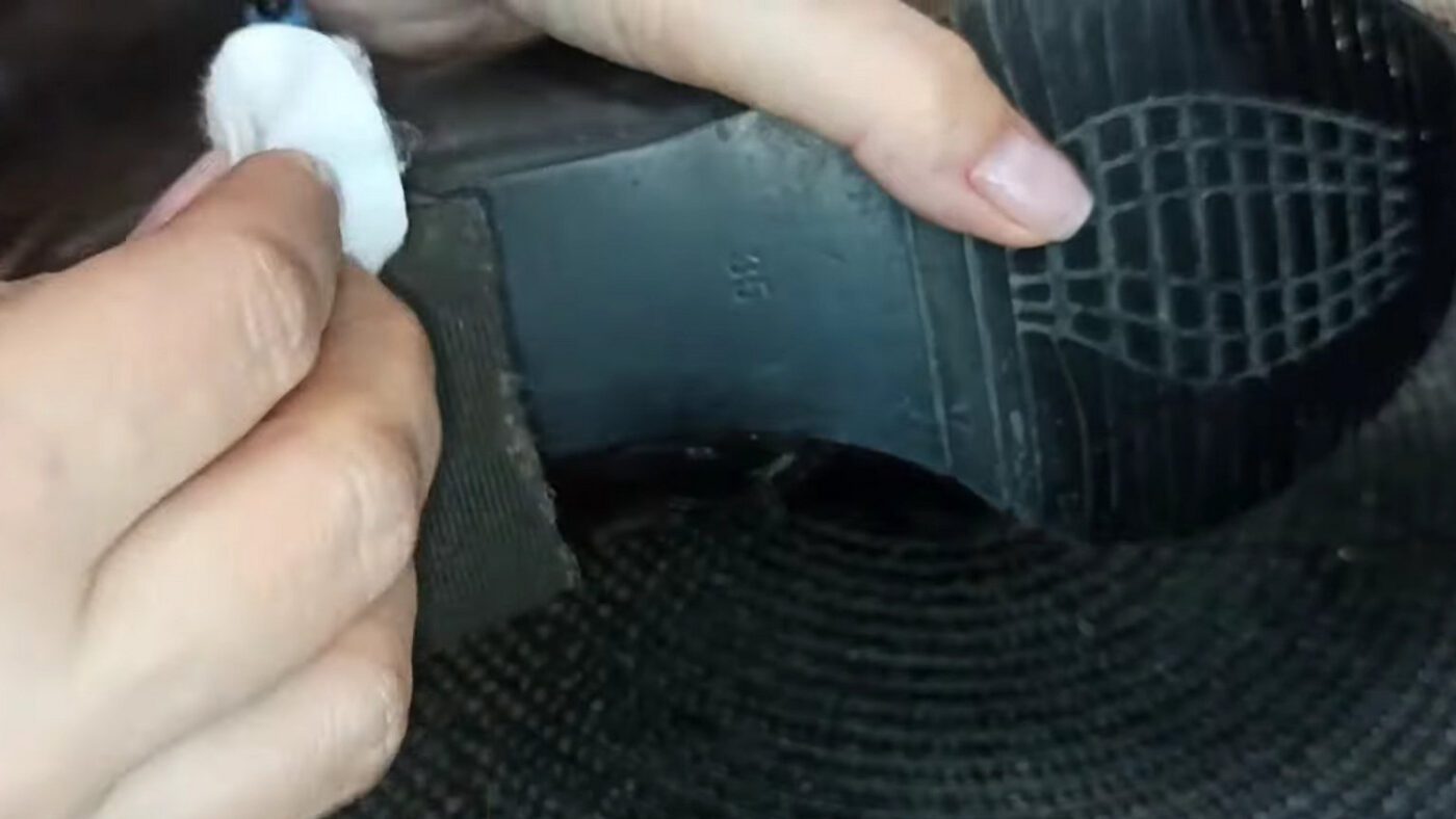 Як зменшити ковзання та покращити зчеплення взуття на льоду