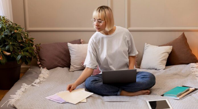 Роботодавці назвали 5 вакансій, куди набирають людей без диплому та досвіду