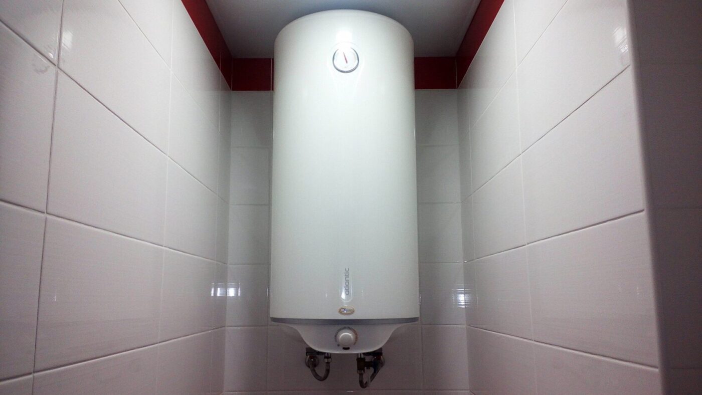 Експерти пояснили, яку помилку під час використання бойлера краще не робити, аби не зламати