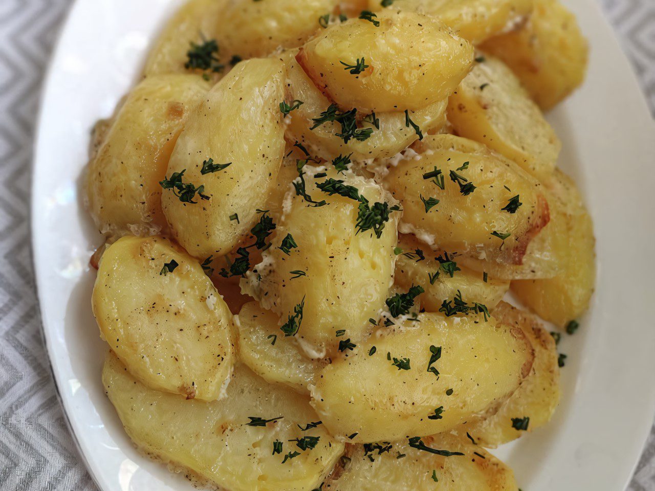 Кулінари розповіли, як приготувати смачну вечерю з картоплі, аби здивувати всіх своїх рідних