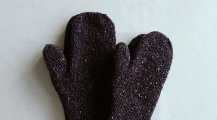 Як утеплити руки від морозу без витрат