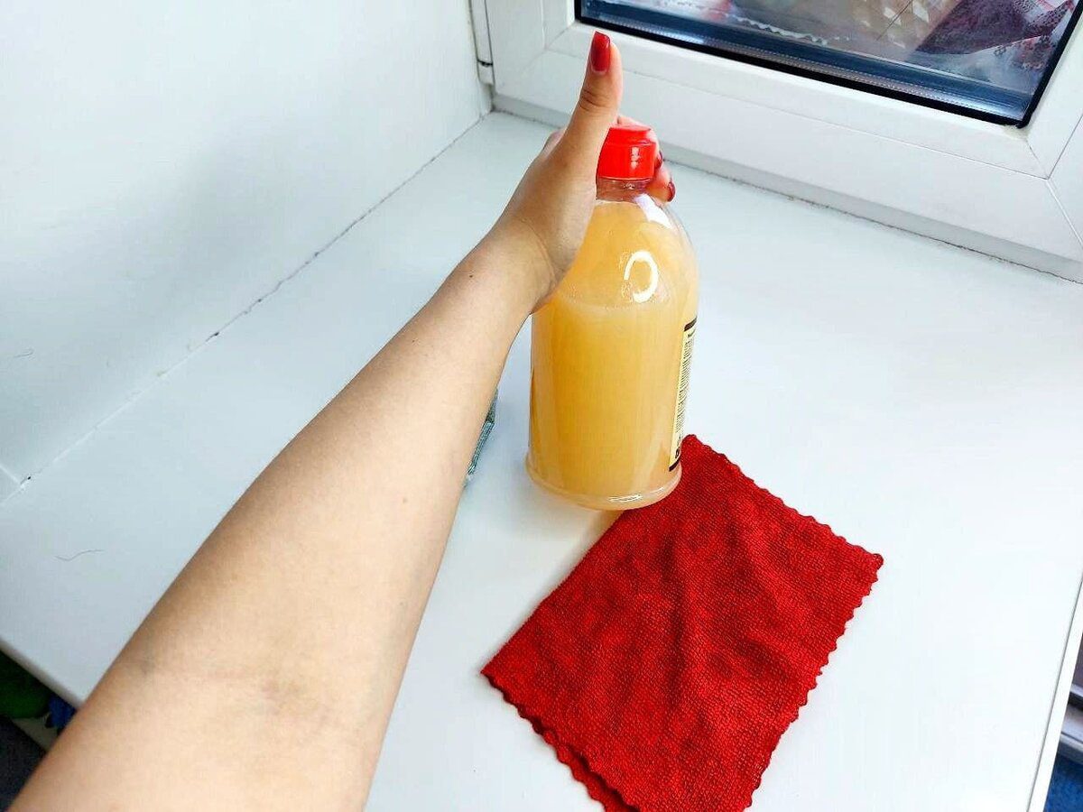 Експерти розповіли, як очистити вікна до ідеального блиску, аби не було розводів на склі після цього