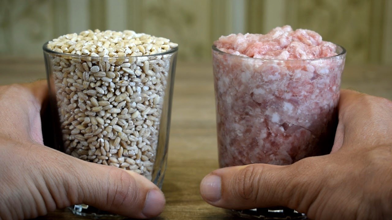 Експерти порадили простий лайфхак, який допоможе зварити розсипчасту та смачну перловку