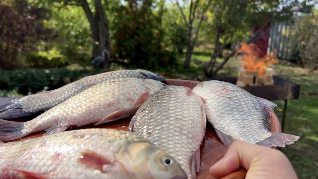 Експерти порадили простий спосіб, як смажити рибу в домашніх умовах, але без їдкого аромату