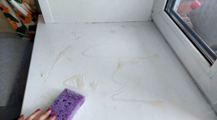 Капаю рівно по 3 краплі на ватний диск: жовтий пластик підвіконня за 1 рух перетворюється в білосніжний Як відмити жовтий пластик на підвіконні