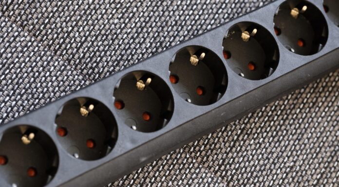 Яка помилка з подовжувачем може призвести до блекауту