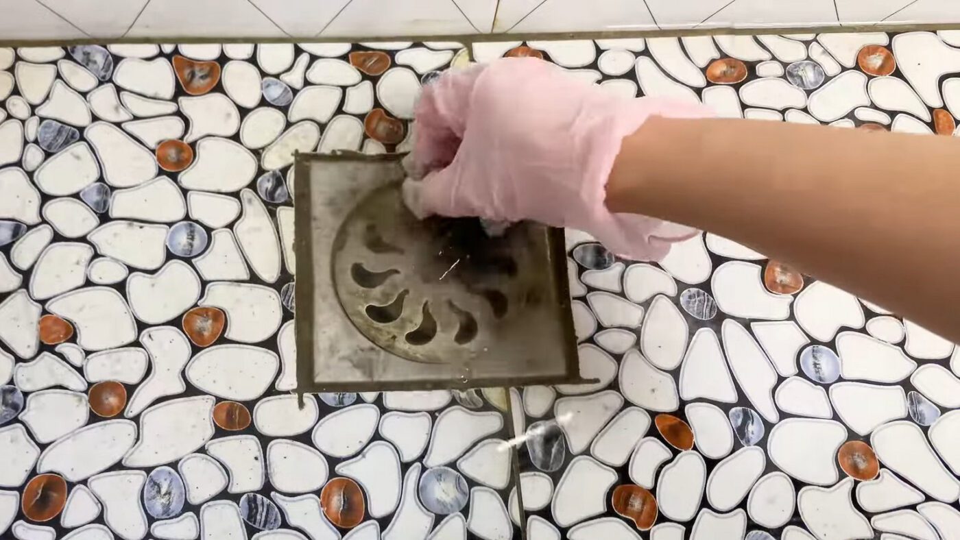 Як швидко прочистити засмічену каналізацію без виклику сантехніка