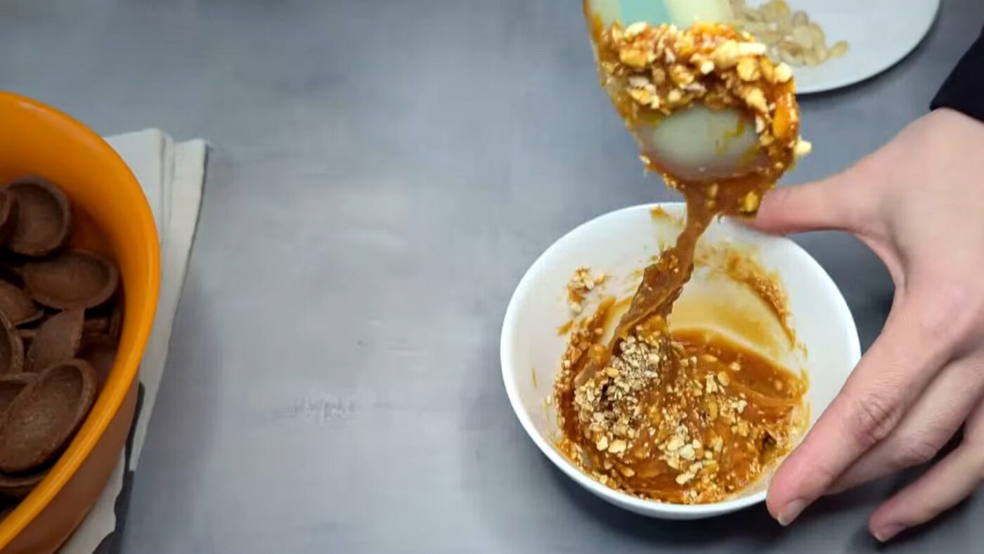 Смачні шоколадні горішки до чаю з подвійною начинкою