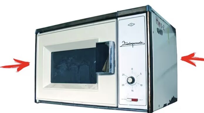 Швидкість та зручність? Ні, не чули. Чому в радянські часи мікрохвильові печі були під забороною Експерти розповіли, чому раніше мікрохвильові печі були під забороною