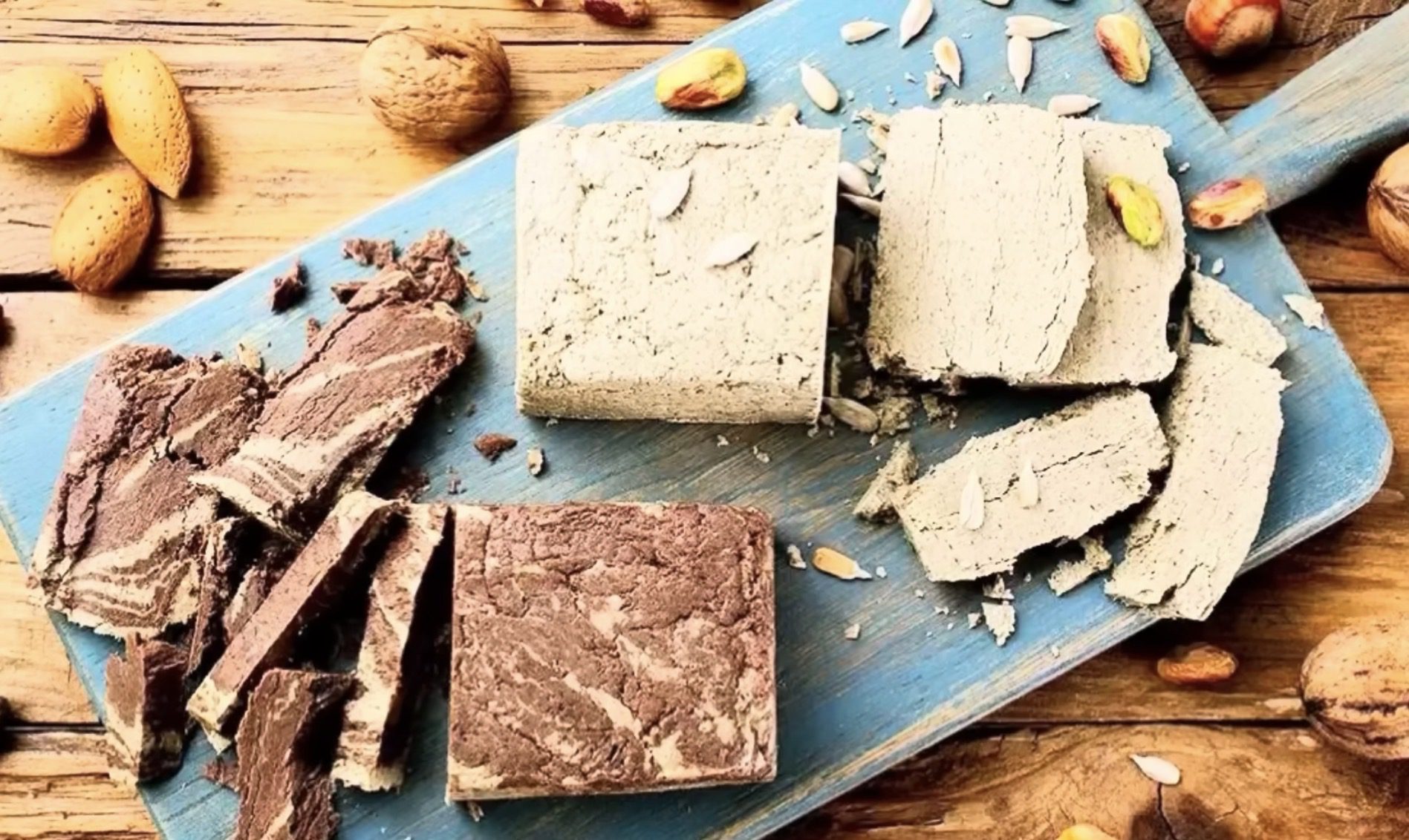 Дієтологи розповіли про користь та шкоду халви