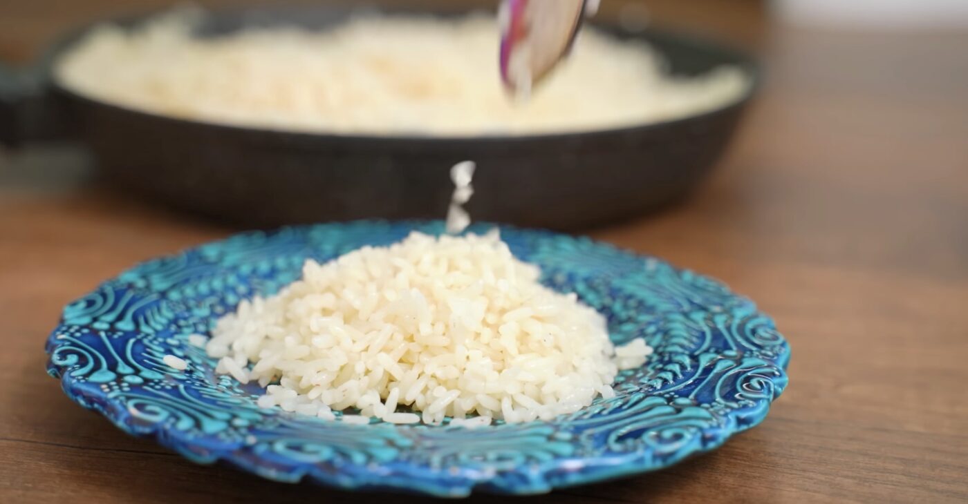 Що додати до рису, аби він був смачніший