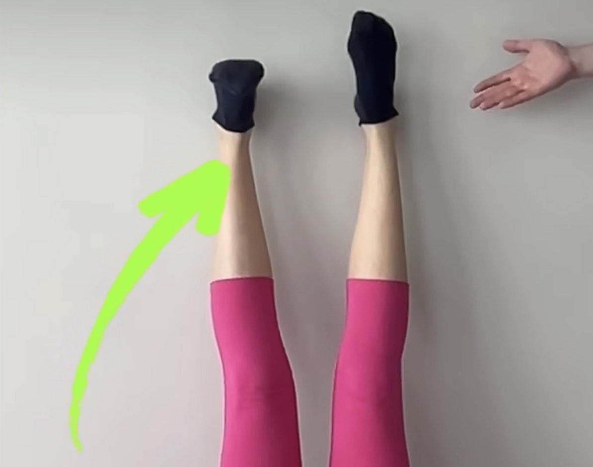 Вечірня вправа від набряків ніг