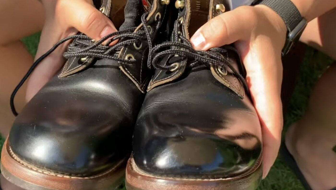 Як доглядати за шкіряним взуттям для сяяння