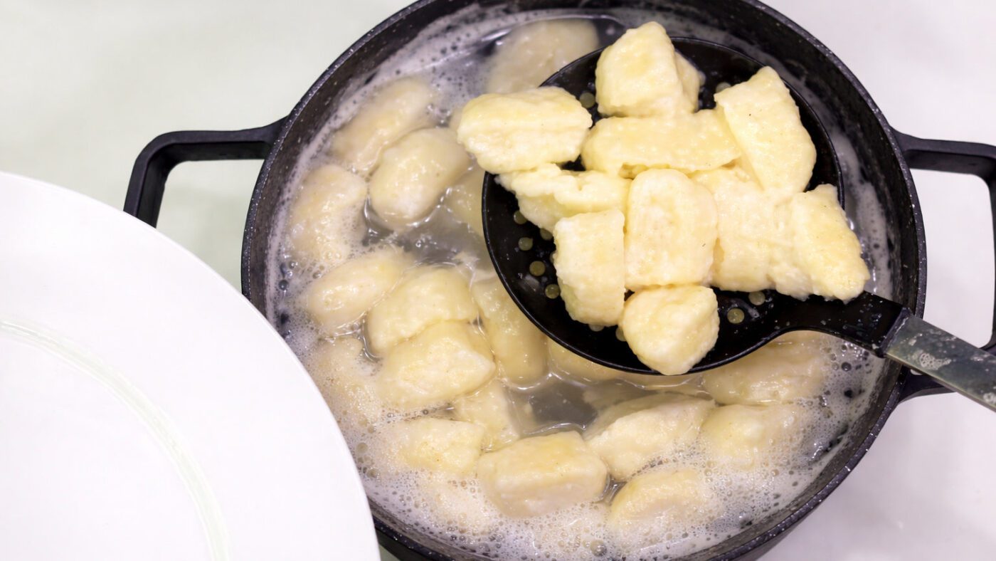 Швидкий рецепт лінивих вареників з манкою