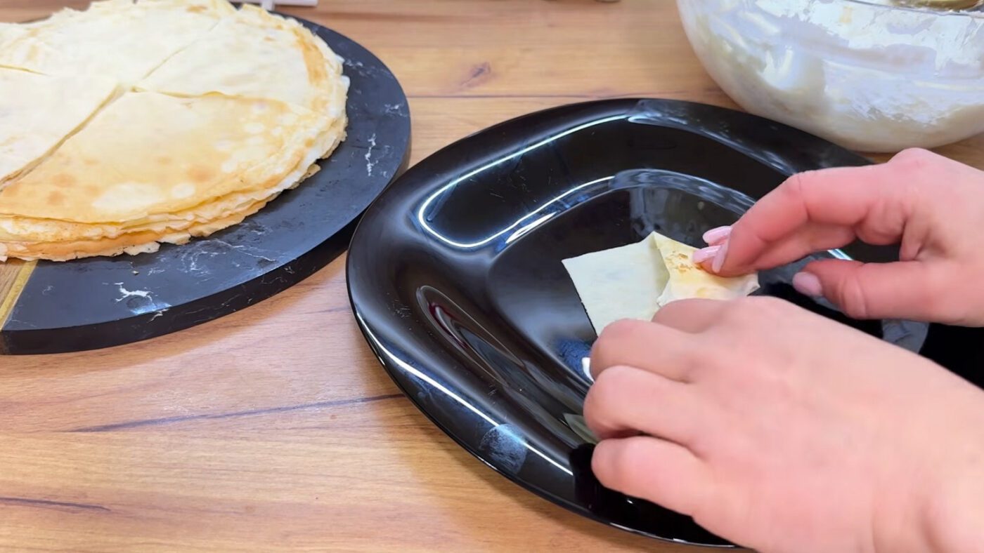 Рецепти налисників на Масляну з 3 видами млинців та 7 начинками