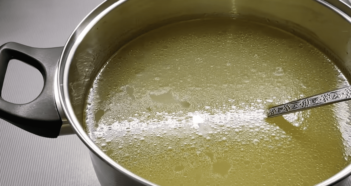 Як зменшити жирність готового супу