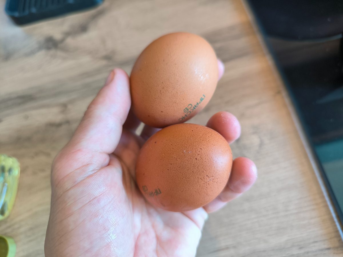 Експерти пояснили, чи можна їсти яєчню, в якій білок просмажився не до кінця — проста порада