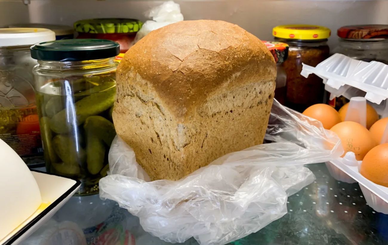 Експерти порадили простий і перевірений спосіб позбутись від неприємного аромату в холодильнику