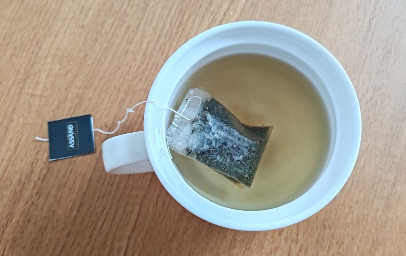 Експерти пояснили, як заварити гіркий чай, аби він не гірчив після приготування — інструкція