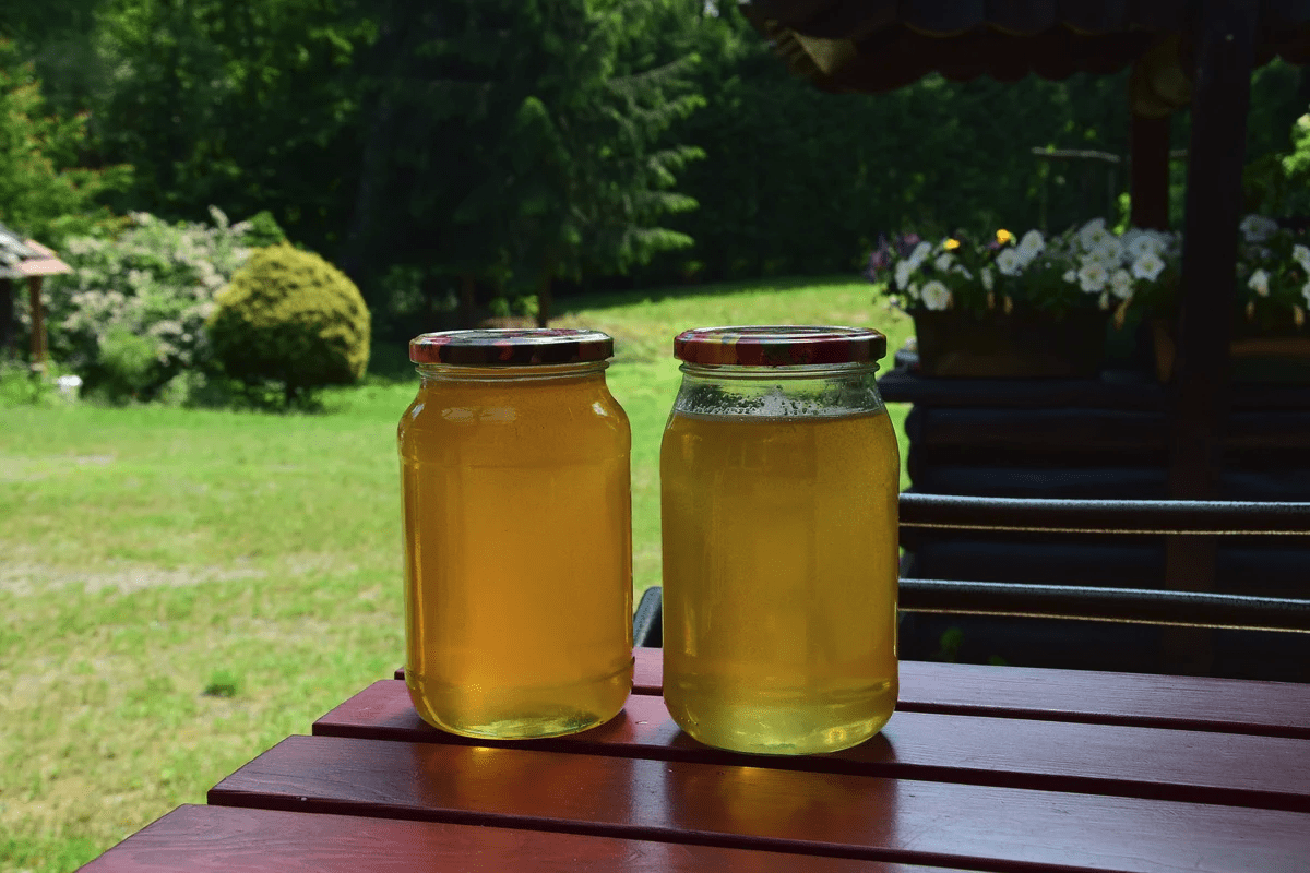 Експерти розповіли, чи можна їсти мед кожного дня та чи дійсно це настільки корисно і безпечно