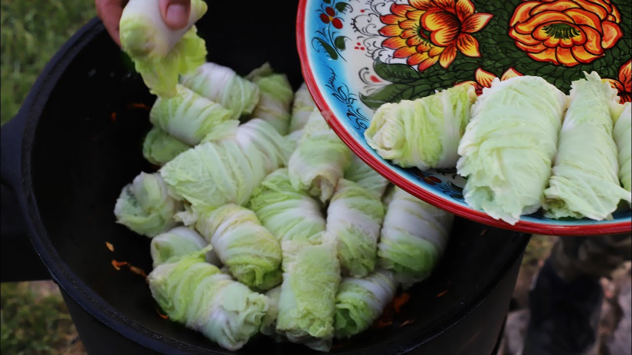 Кулінари розповіли, як приготувати смачні голубці з пекінської капусти — простий і смачний рецепт