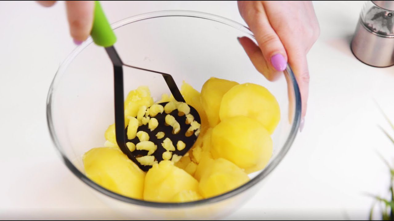 Експерти порадили, що зробити з картоплею, аби вона не розварювалась і тримала форму