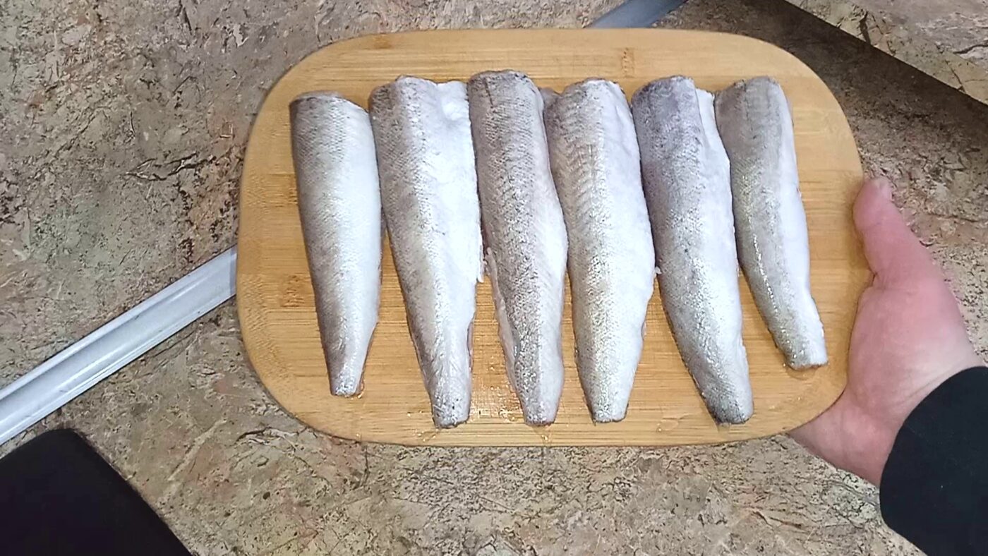 Господині порадили спробувати приготувати смачний хек на сковорідці за особливим рецептом