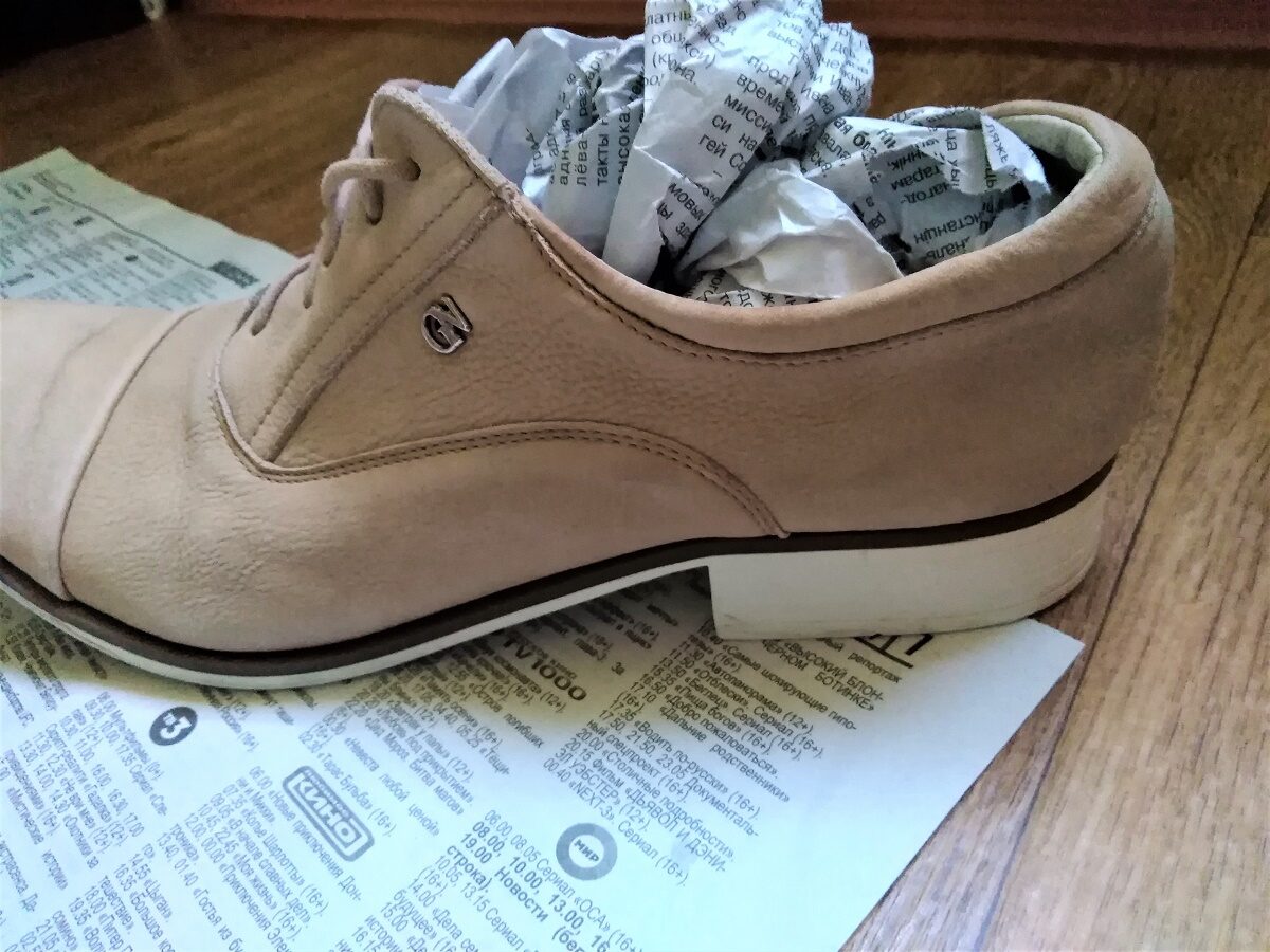 Експерти порадили простий засіб, який допоможе захистити взуття від намокання навесні