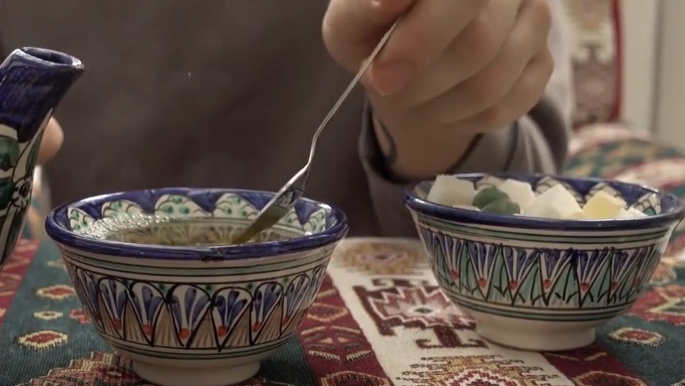 Продукти, які не варто поєднувати з зеленим чаєм