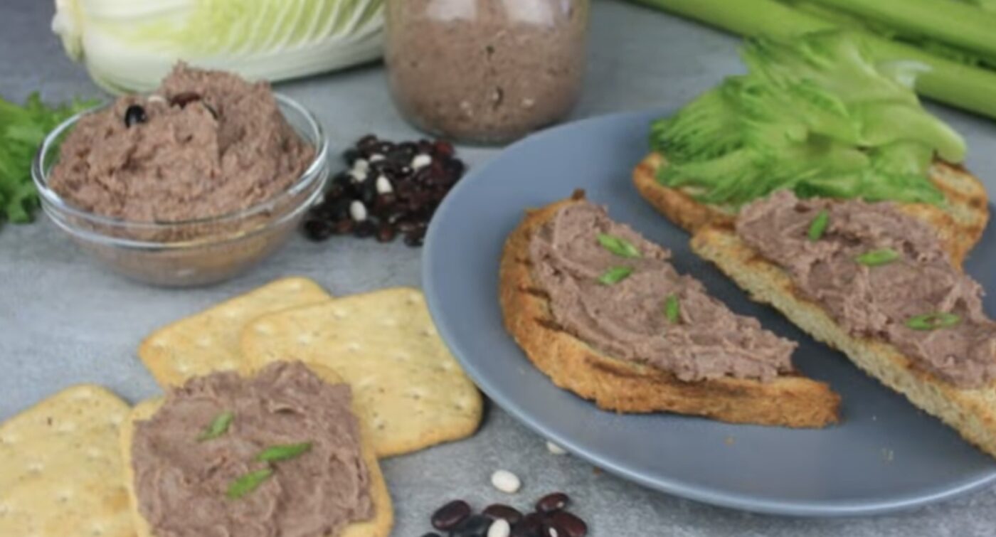 Рецепт смачного пісного паштету з квасолі