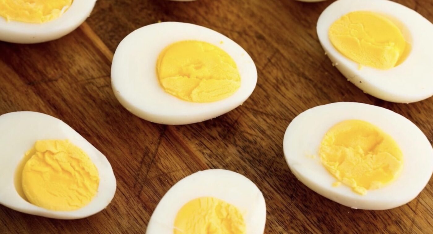 Чи безпечно вживати яйця з рідким жовтком