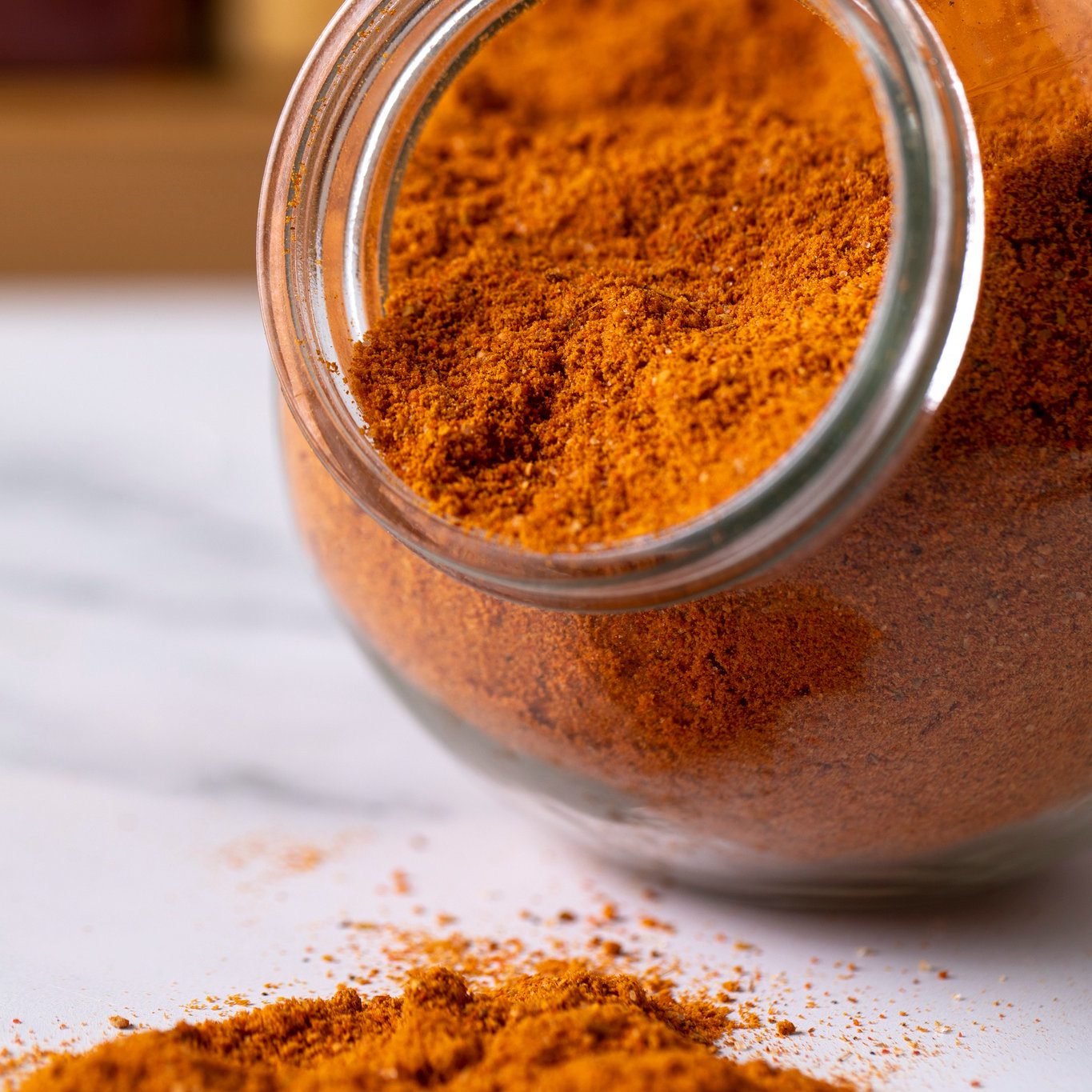 Що використати у побутових лайфхаках замість солі