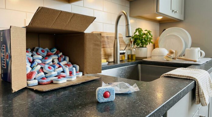 У мене немає посудомийки, але таблетки для неї скуповую ящиками: 8 геніальних способів застосування Господині показали, як використовувати таблетки для посудомийки в побуті