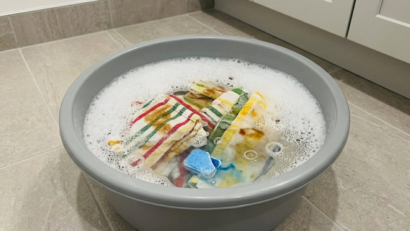 Господині показали, як використовувати таблетки для посудомийки в побуті