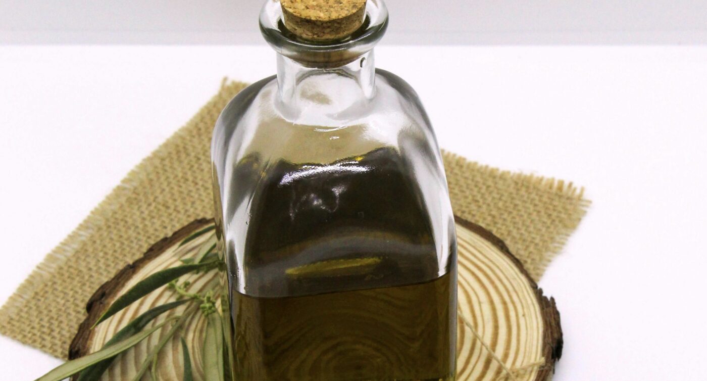 Чому оливкова олія вважається дуже корисною. Фото: Pexels