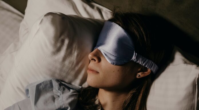 Лікарі назвали найкраще положення тіла під час сну. Фото: Pexels