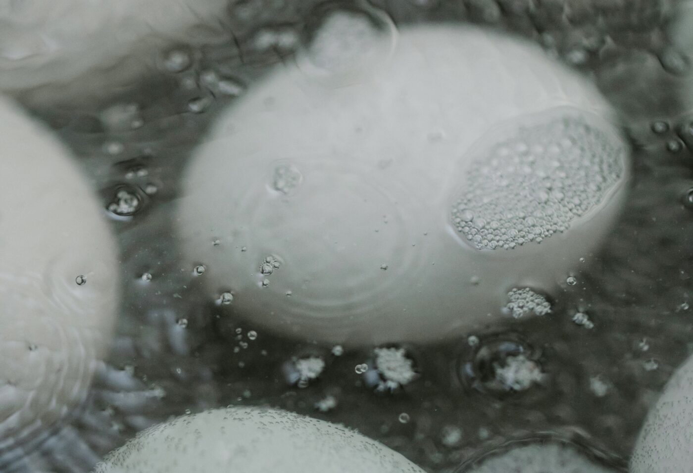 Скільки варити яйця на Великдень, щоб вони легко чистилися. Фото Pexels