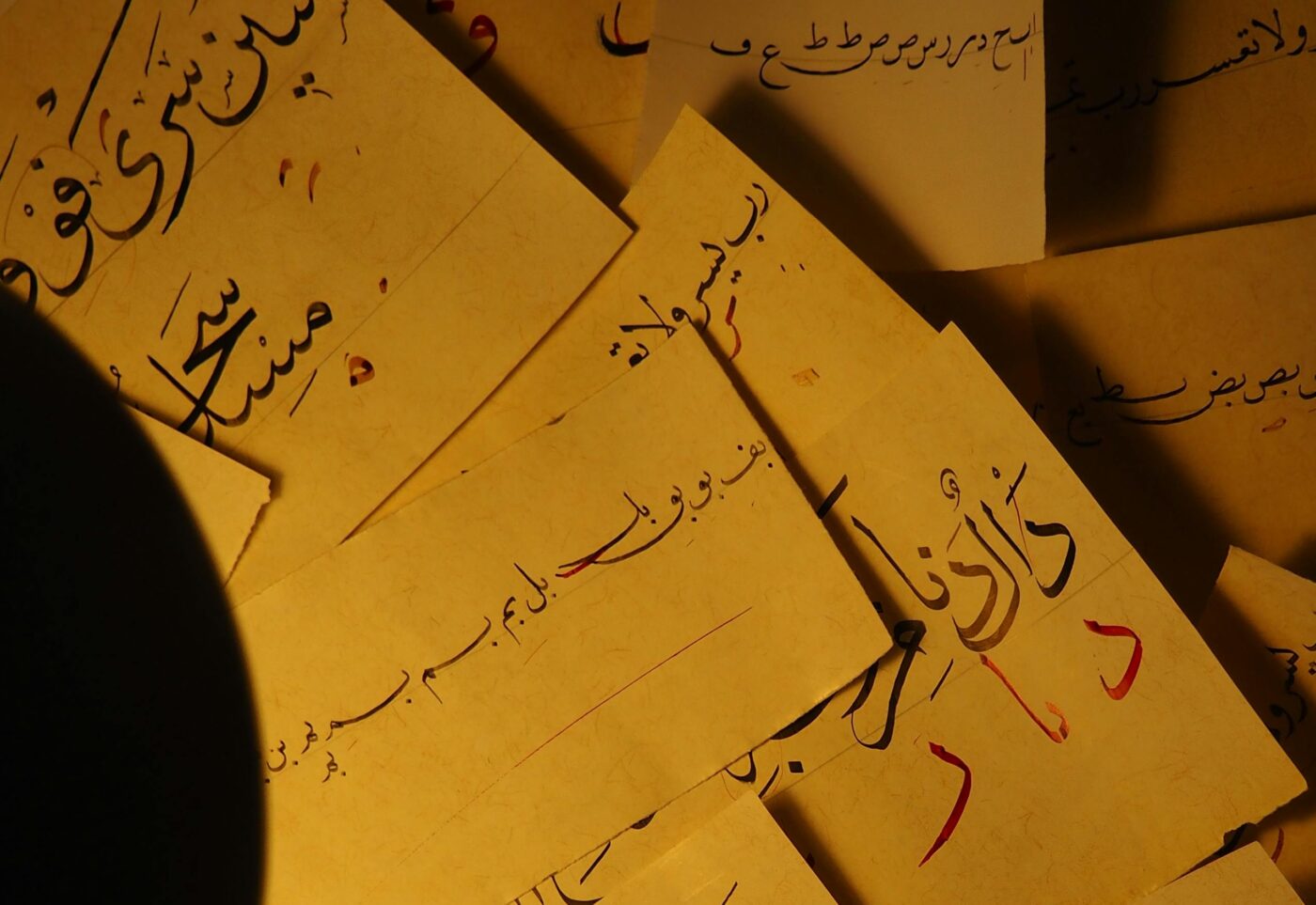 Чому араби пишуть справа наліво. Фото: Pexels